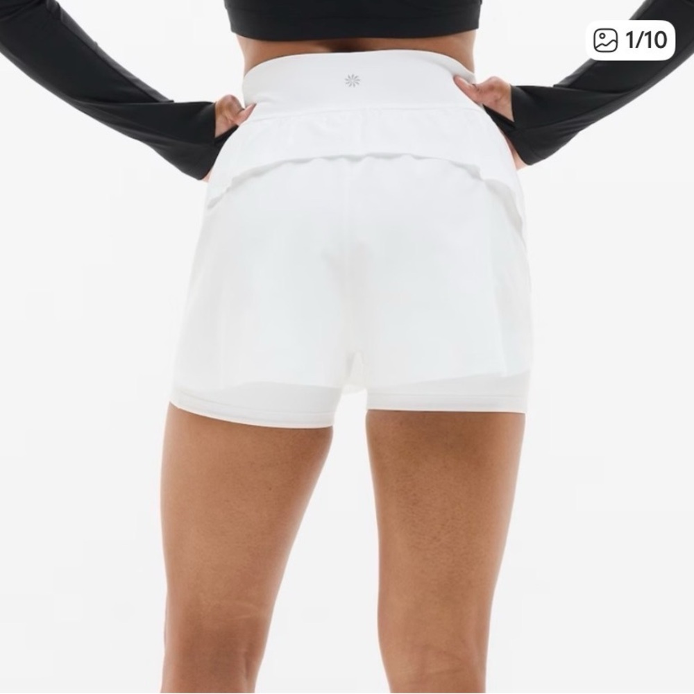 Athleta Crossover Run Short Women's White Athletic Shorts Skort Size Medium